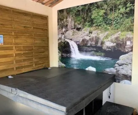 Chambre D'Hotes Les Glycines B&B *